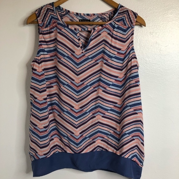 New Directions Womens Pullover Blouse Top Size Small‎ Sleeveless Bottom Ruffle - Picture 1 of 11